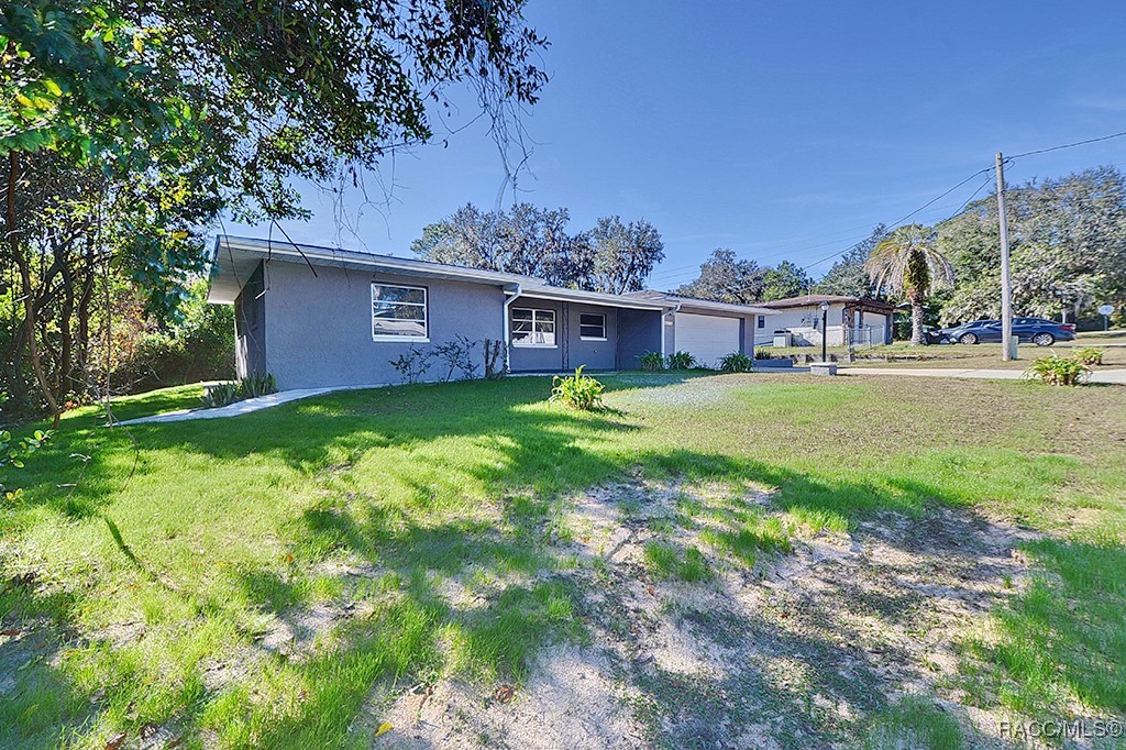 6316 E Plum Street, Inverness, Florida image 3