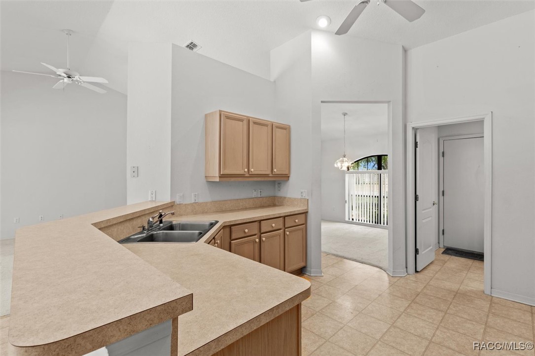 28 Grass Street, Homosassa, New York image 18