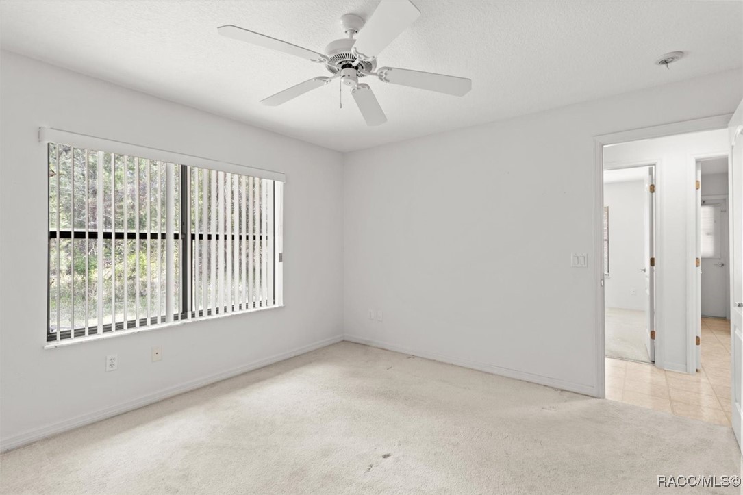 28 Grass Street, Homosassa, New York image 35