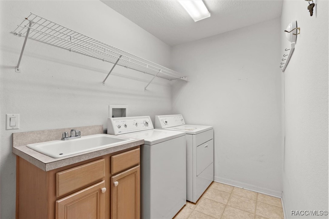28 Grass Street, Homosassa, New York image 40