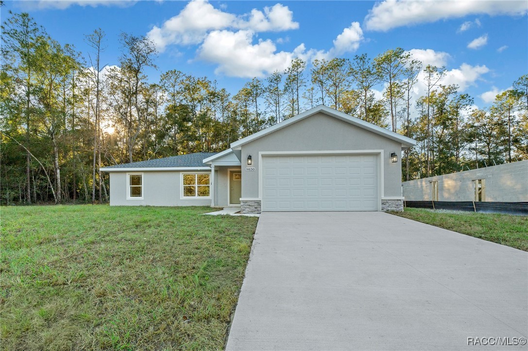 9830 N Denver Terrace, Citrus Springs, Florida image 1