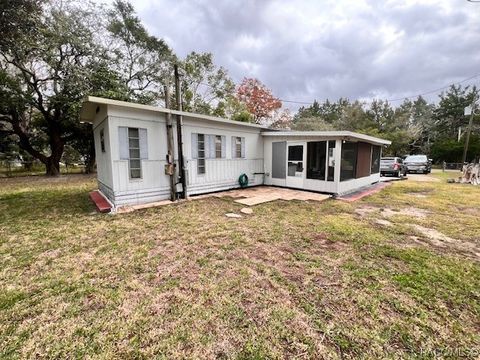 A home in Lecanto