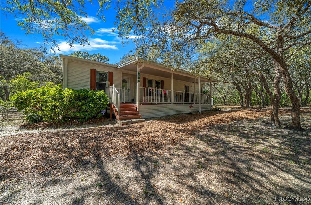 5200 S Hardwood Terrace, Lecanto, New York image 1