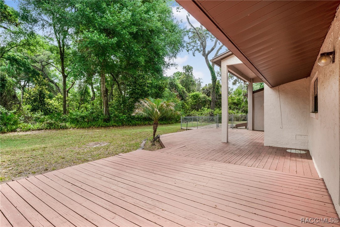 8640 E Henderson Trail, Inverness, New York image 13
