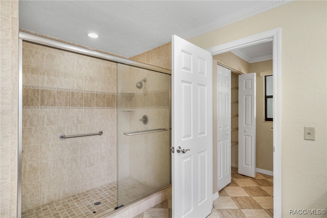 8640 E Henderson Trail, Inverness, New York image 16