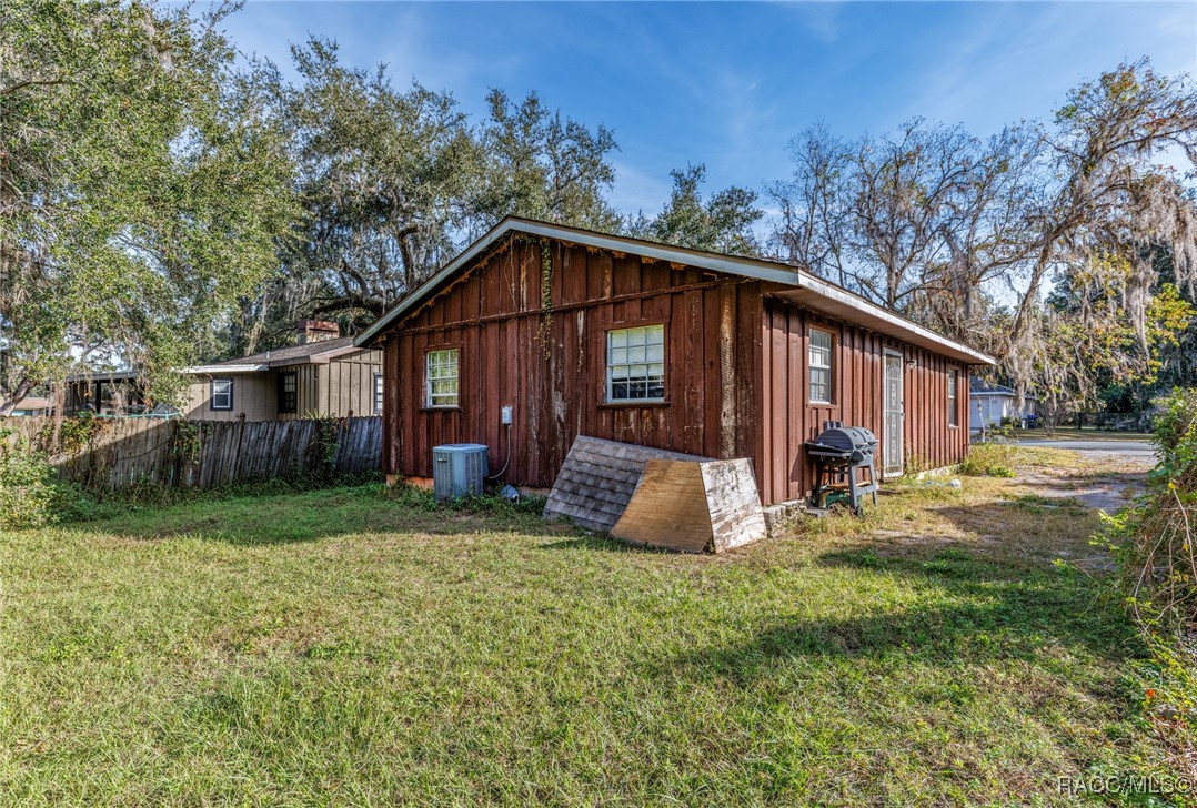 7032 S Lloyd Terrace, Floral City, Florida image 17