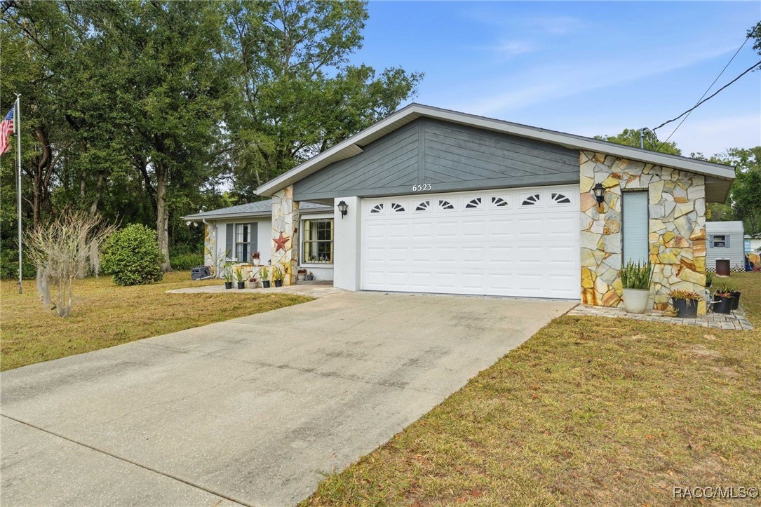 6523 E Malverne Street