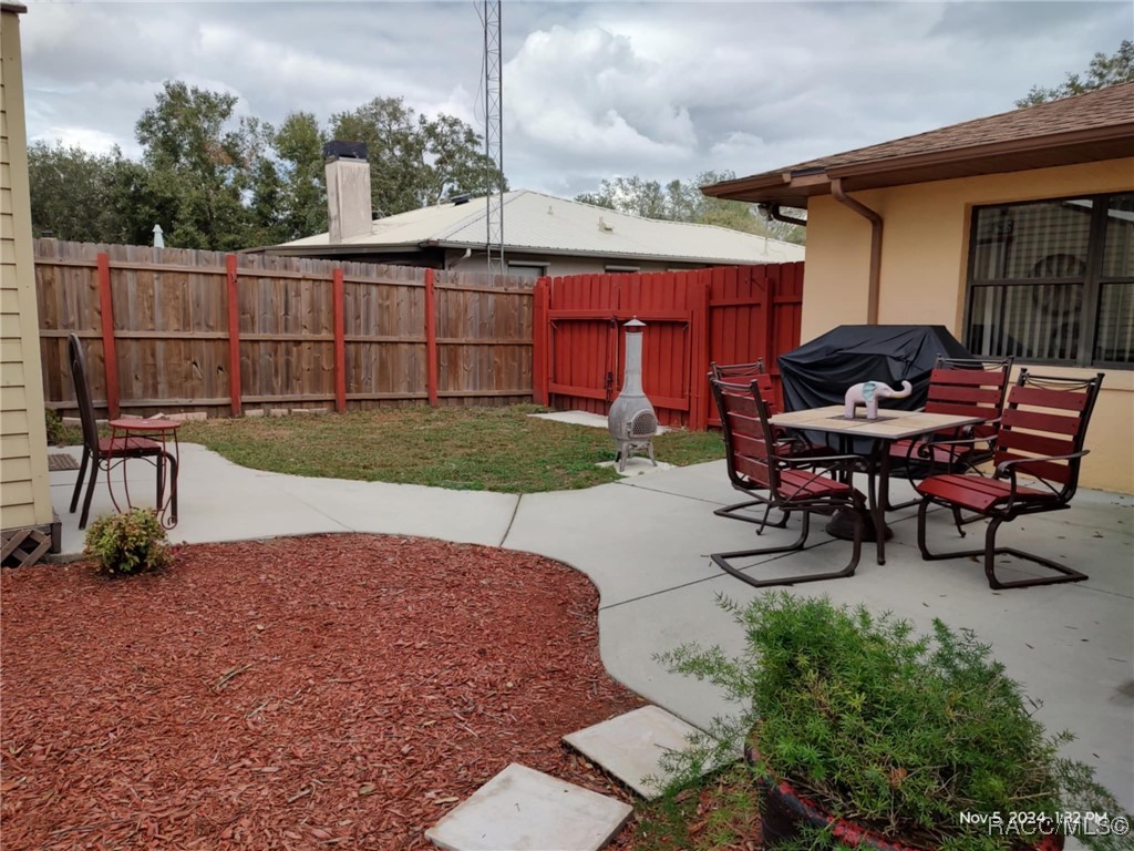 8830 N Amboy Drive, Citrus Springs, Florida image 23