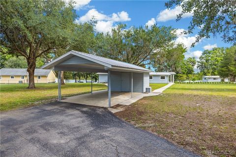 A home in Dunnellon