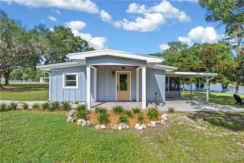 A home in Dunnellon