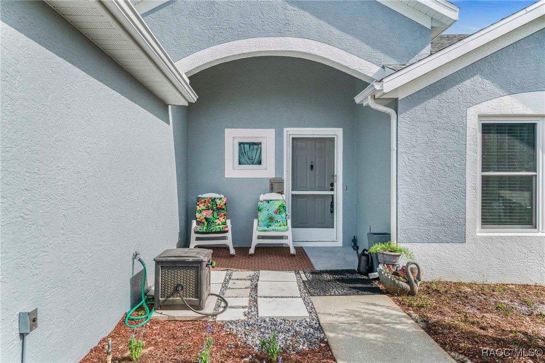 510 W Larchmont Court, Beverly Hills, New York image 4