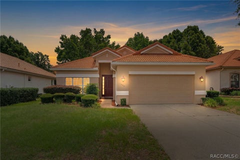 Homes For Sale - 1080 W Skyview Crossing Drive<br/> Hernando, FL 34442