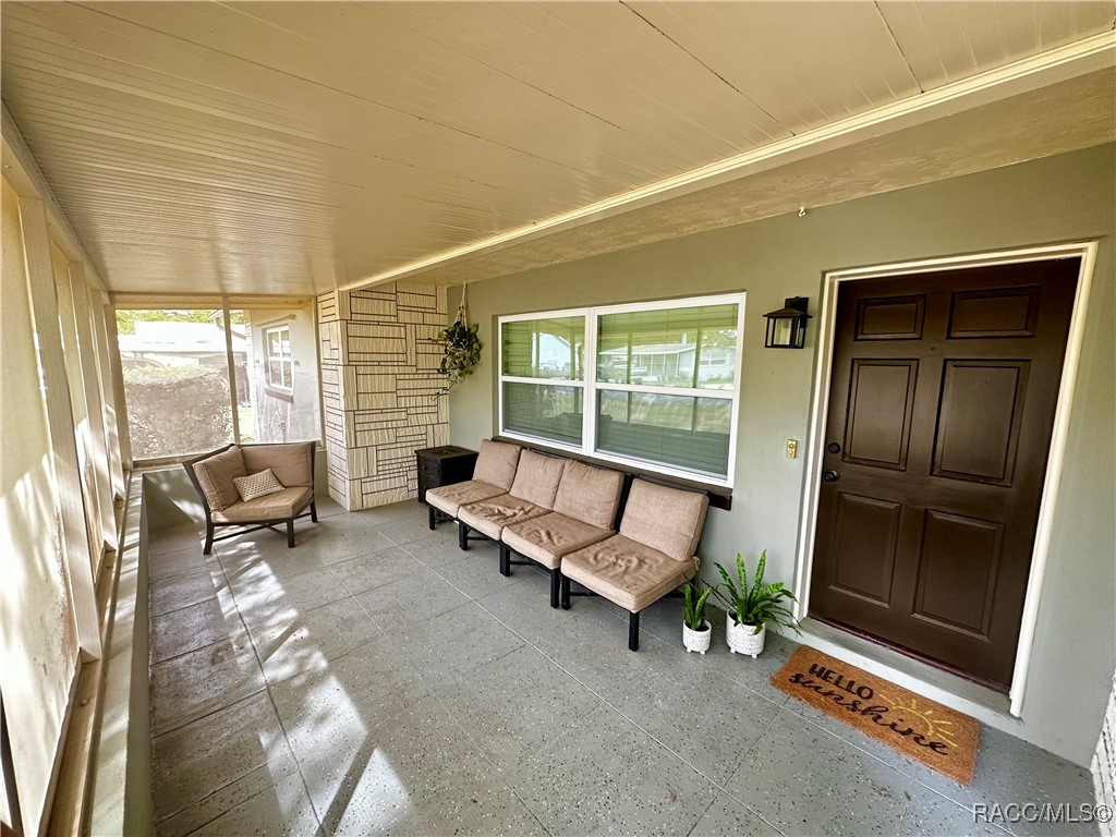 29 N Columbus Street, Beverly Hills, New York image 2