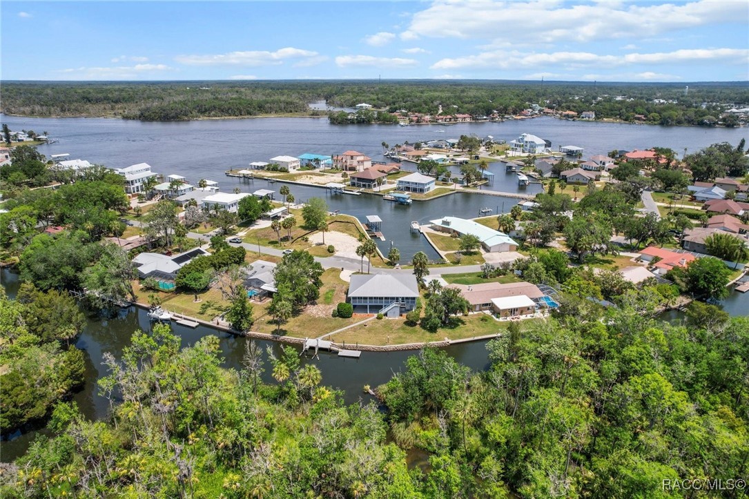 2168 N Watersedge Drive, Crystal River, Florida image 46