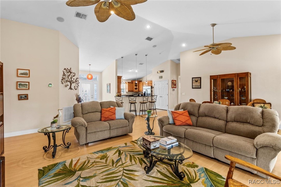 2168 N Watersedge Drive, Crystal River, Florida image 24