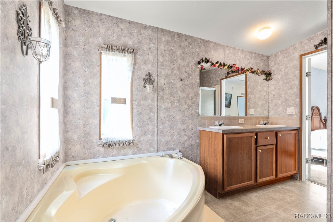 1129 E La Salle Street, Hernando, Florida image 22