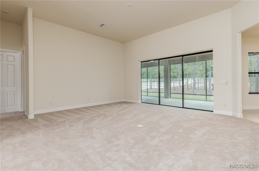 221 S Paladinn Circle