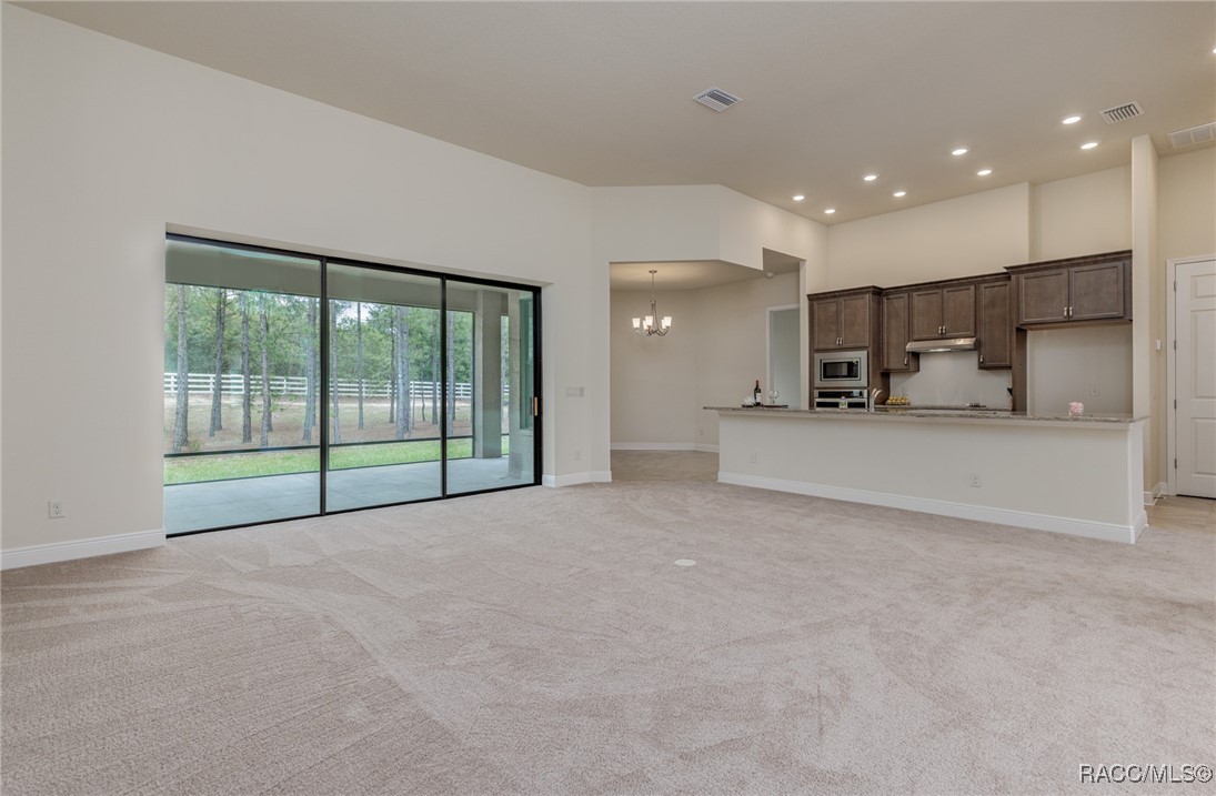 221 S Paladinn Circle