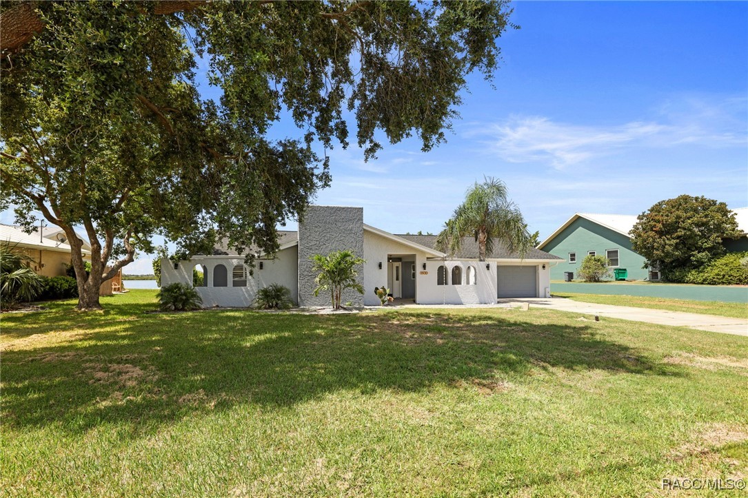 11930 W Bayshore Drive, Crystal River, New York image 40