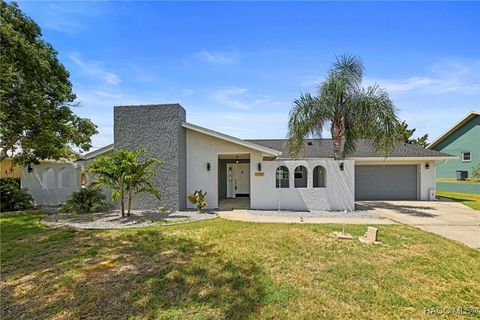 11930 W Bayshore Drive Crystal River FL 34429