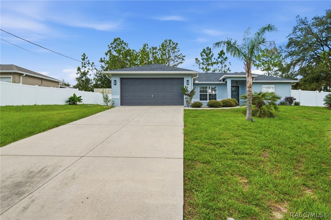 2658 W Fairtree Lane