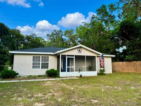 Homes For Sale - 93 S Rooks Avenue<br/> Citrus County, Inverness, FL 34453