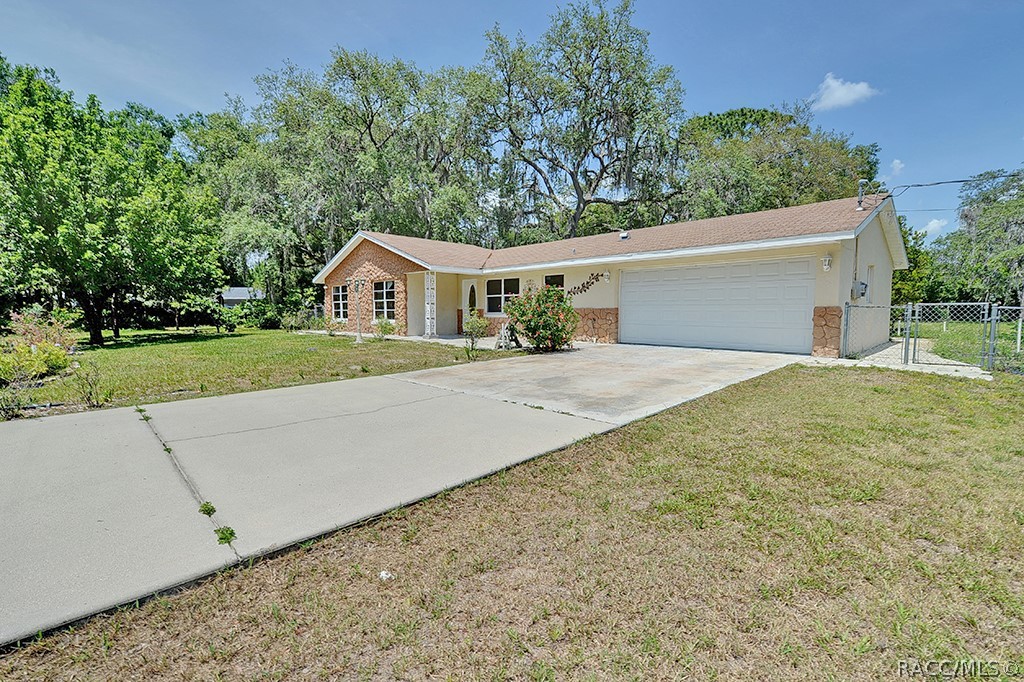 5605 E Jasmine Lane, Inverness, Florida image 3