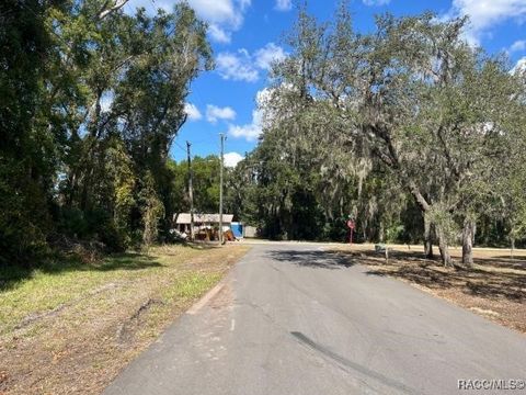 A home in Crystal River