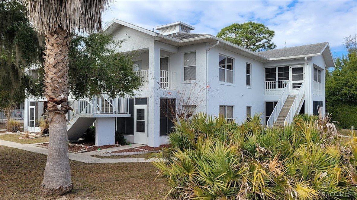 913 SE Mayo Drive, Crystal River, Florida image 1