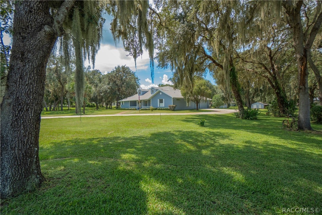 210 N Horse Prairie Road