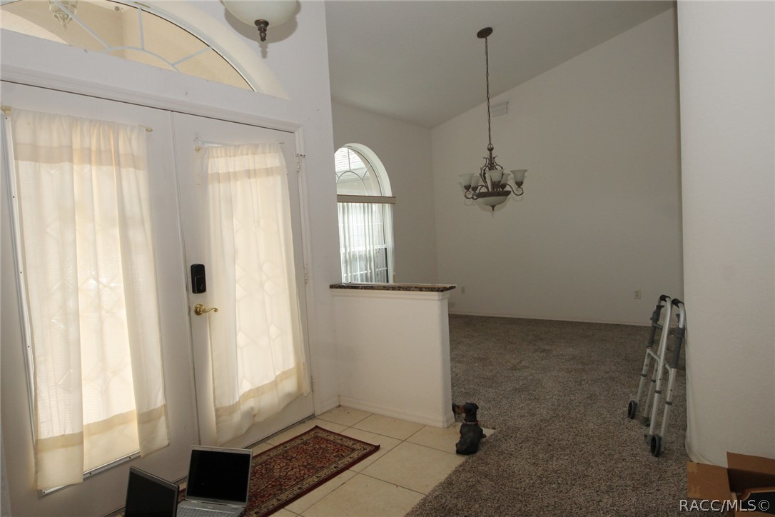 5958 N Sultana Terrace