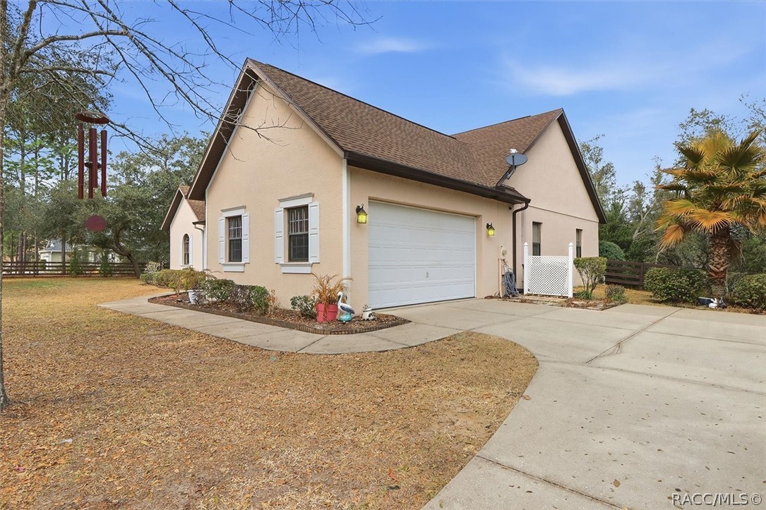 2450 W Tall Oaks Drive