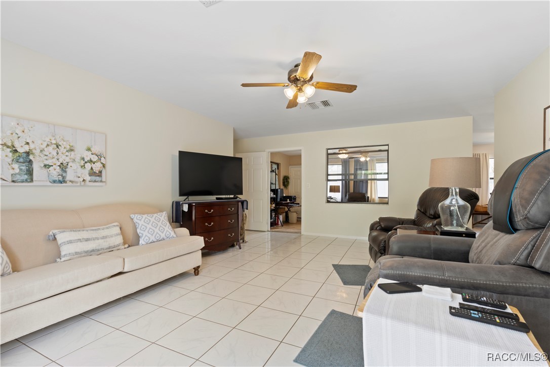 5 51st Street, Yankeetown, New York image 6