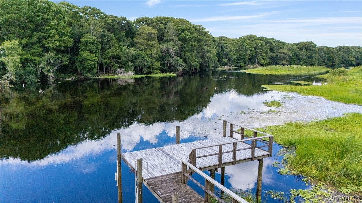 2299 N Bayou Point