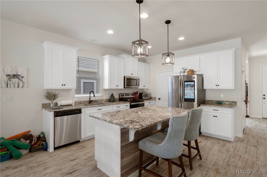12905 Satin Lily Drive, Riverview, New York image 12