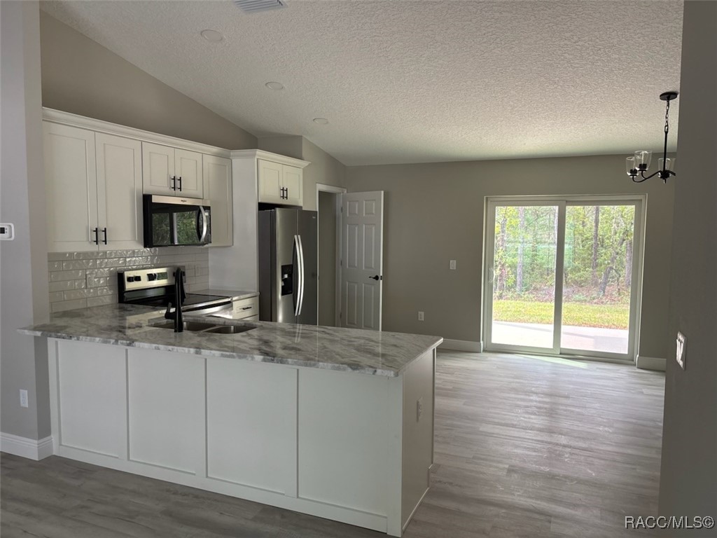 7633 N Keystone Drive, Citrus Springs, New York image 11