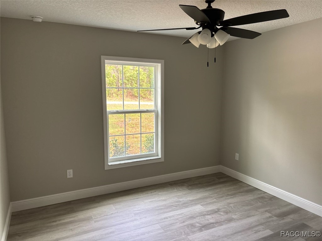 7633 N Keystone Drive, Citrus Springs, New York image 28