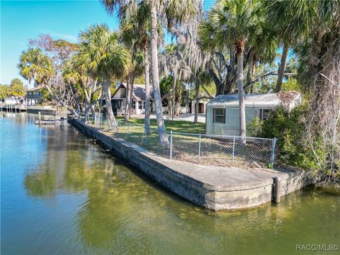 A home in Crystal River