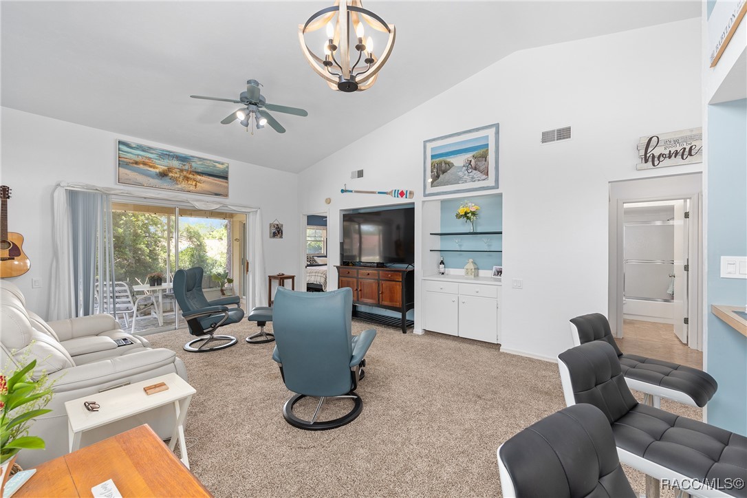 910 W. Penn Hills Ct Ct, Beverly Hills, New York image 5