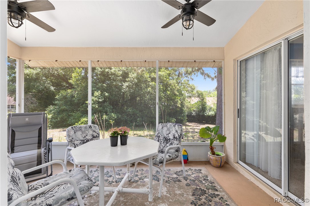 910 W. Penn Hills Ct Ct, Beverly Hills, New York image 25