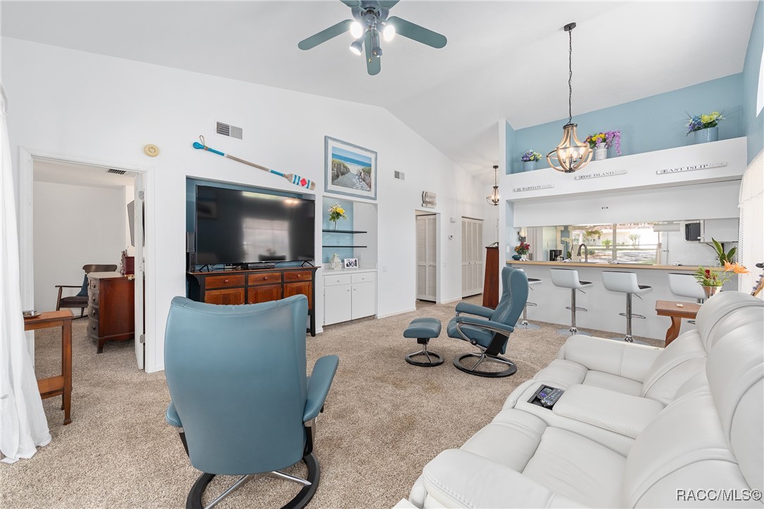 910 W. Penn Hills Ct Ct, Beverly Hills, New York image 8