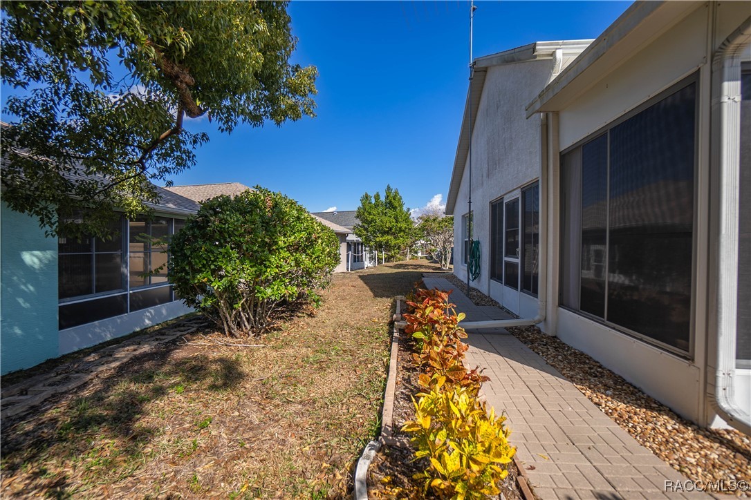 10444 S Clint Loop, Floral City, Florida image 28