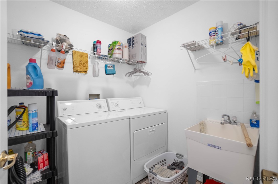 10444 S Clint Loop, Floral City, Florida image 23