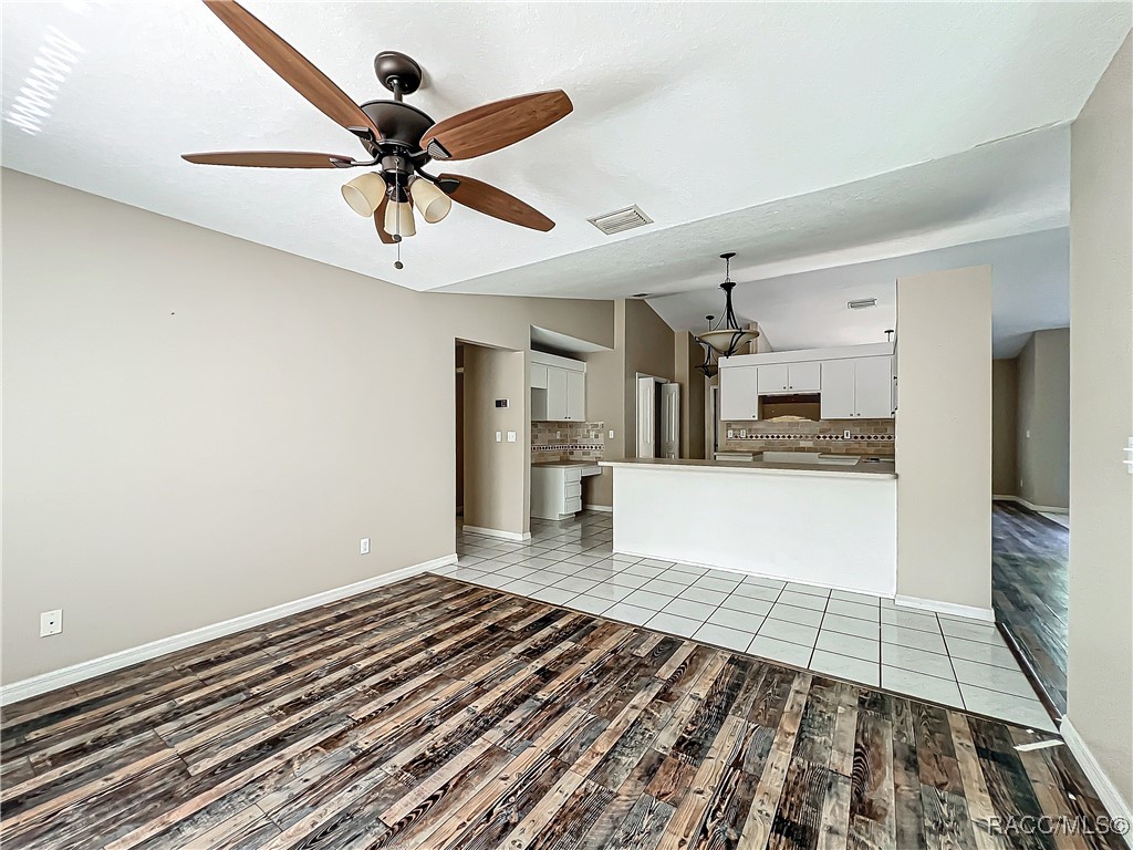 3212 W Camilo Drive, Citrus Springs, Florida image 18