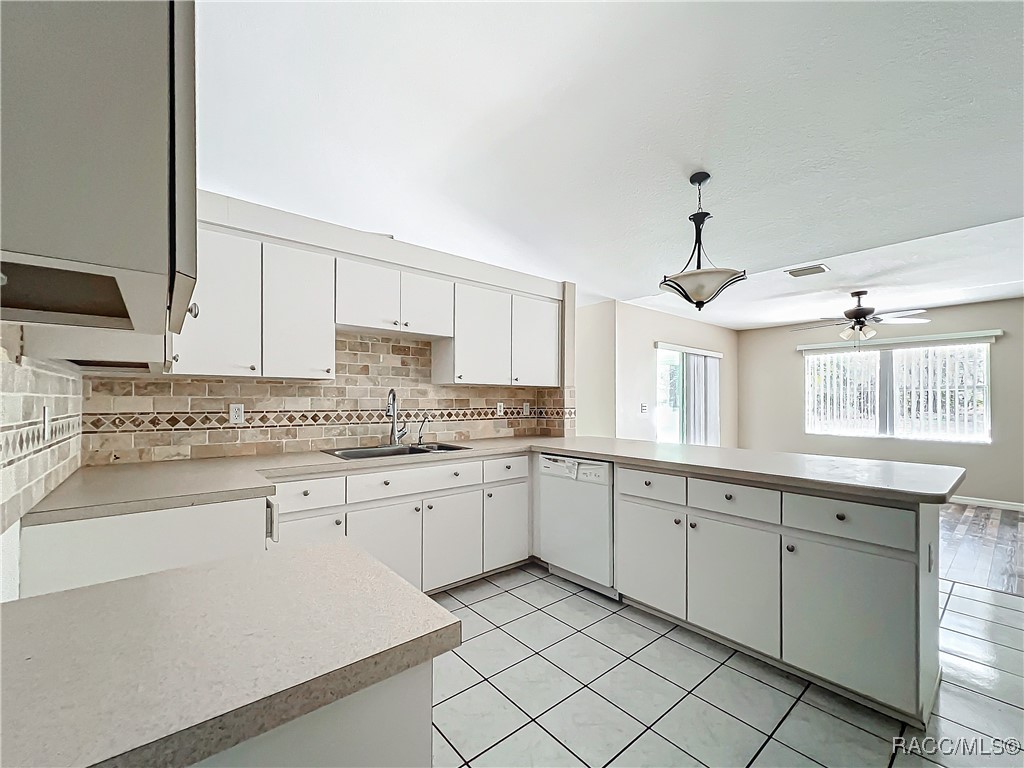 3212 W Camilo Drive, Citrus Springs, Florida image 10