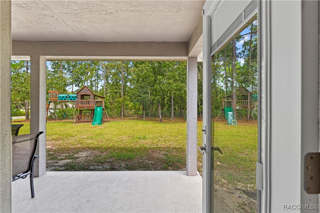 12083 Pine Club Circle, Weeki Wachee, Florida image 41