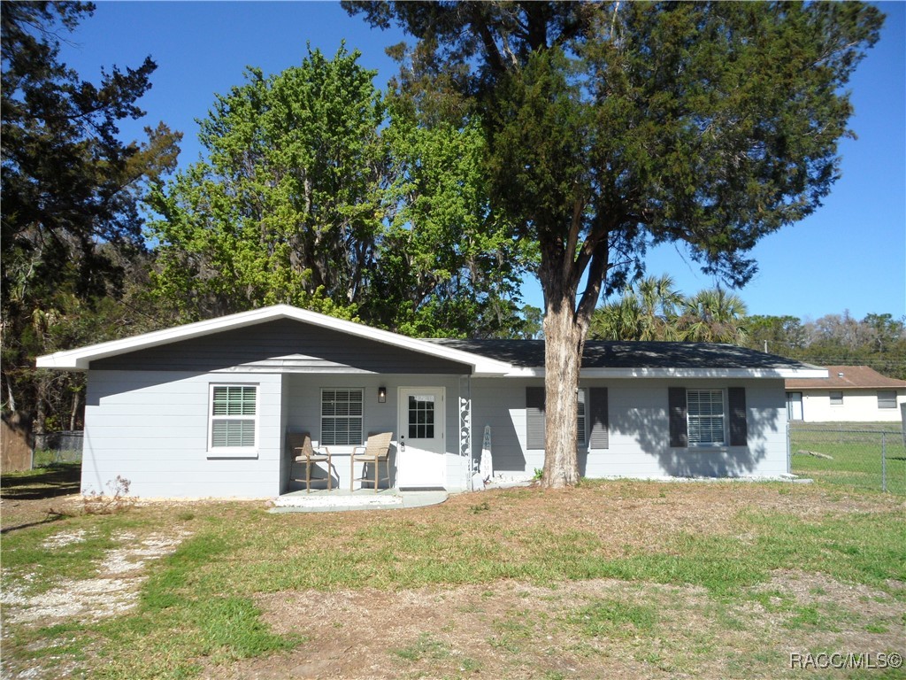 10785 W Spring Circle, Crystal River, Florida image 1