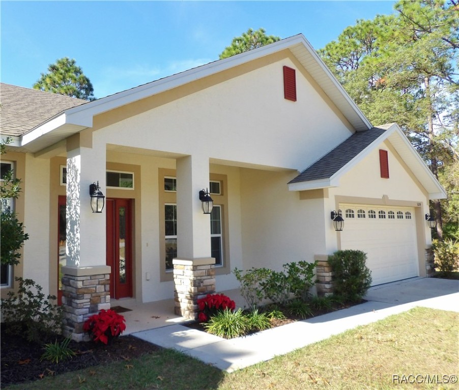 5074 N Buffalo Drive