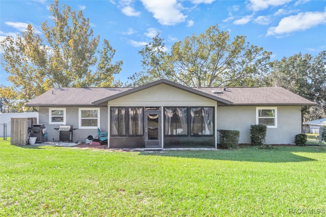 2035 W Shining Dawn Lane, Lecanto, Florida image 2