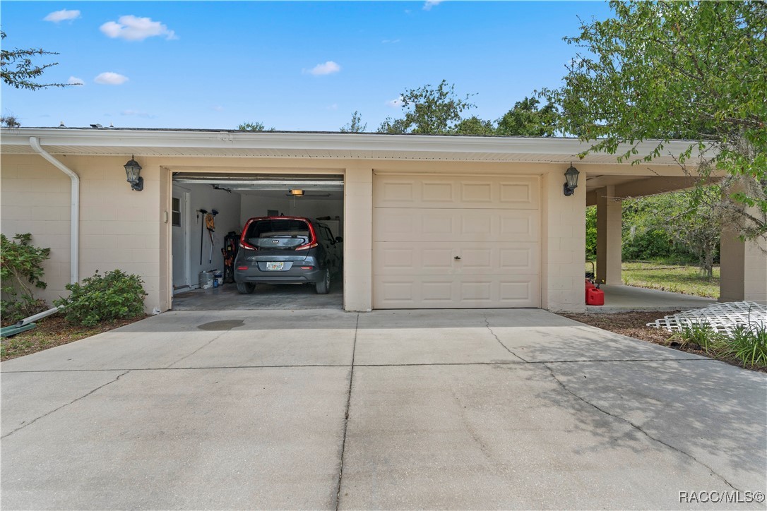 4624 S Major Terrace #C, Inverness, New York image 28